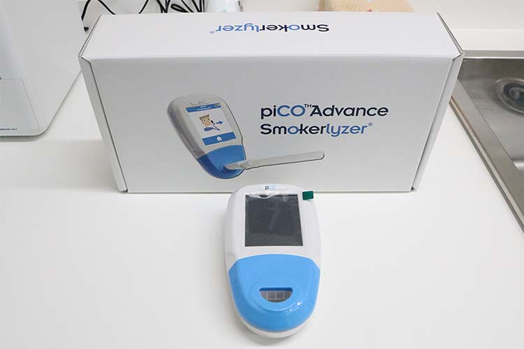 呼気一酸化炭素濃度測定器